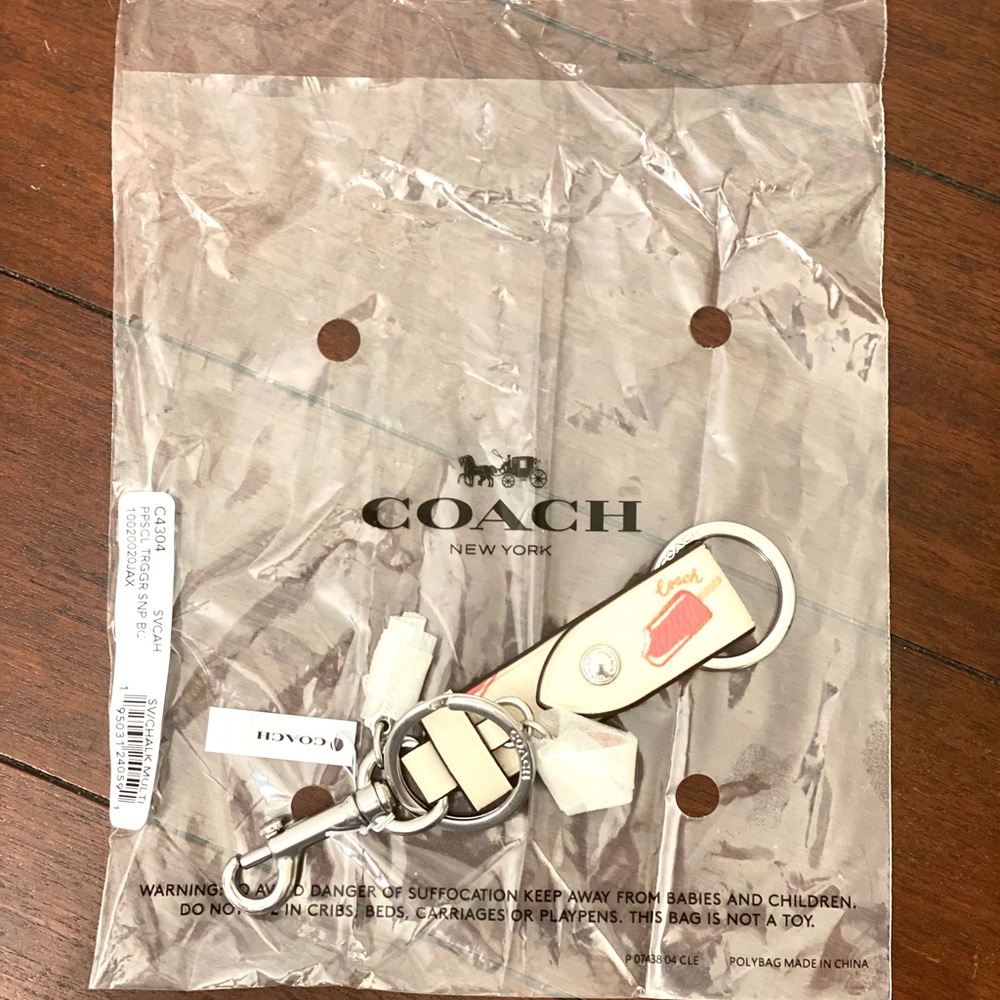Coach Popsicle Key Ring Keychain Bag Charm - Picture 7 of 8